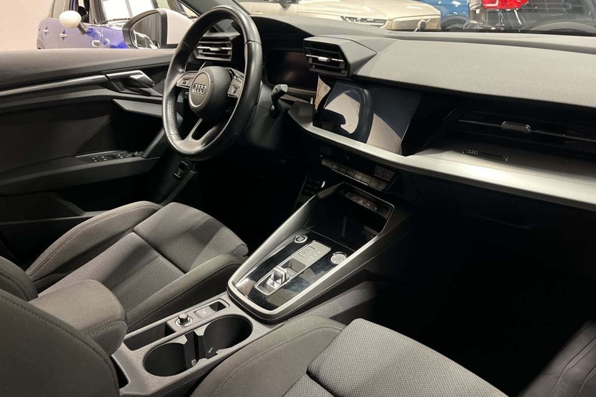 Audi A3 2021 - miniatyr 6