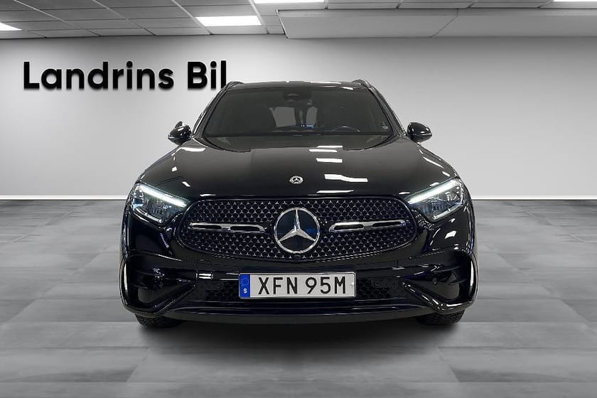 Bild 2 av Mercedes-Benz GLC 220 d 4MATIC AMG Line Drag Värmare Pano Burmester MOMS