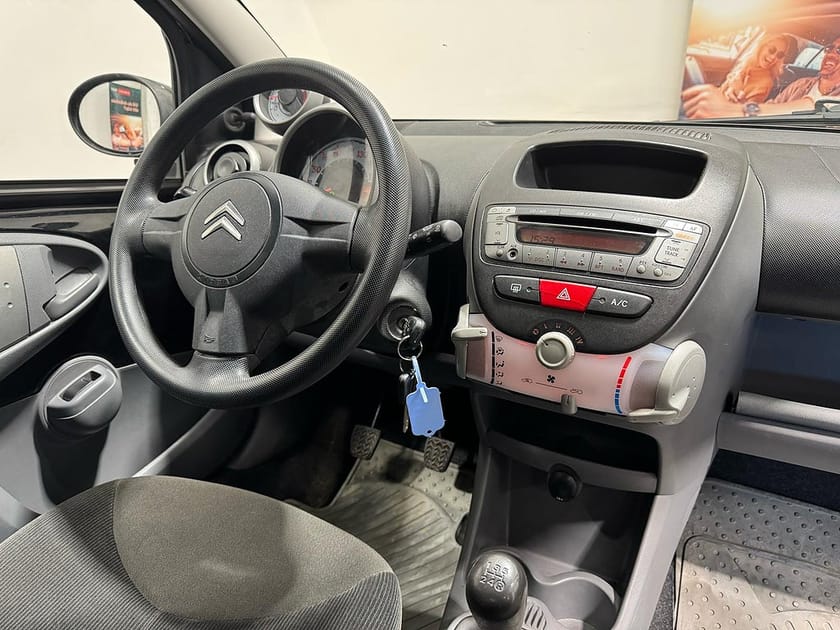 Bild 2 av Citroën C1 5-dörrar 1.0 Euro 4 Ny besiktigad!