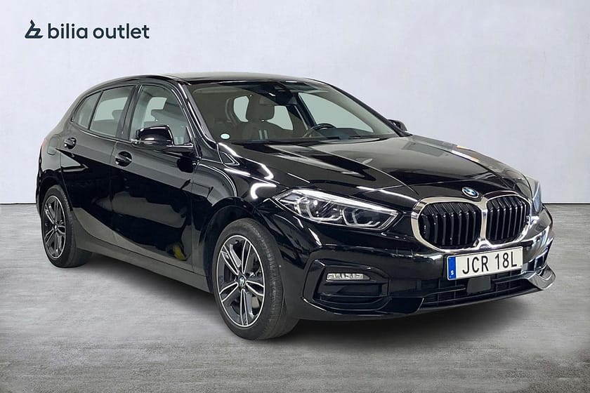 Bild 4 av BMW 118i Steptronic Sport line 136hk Cockpit M-ratt Connected