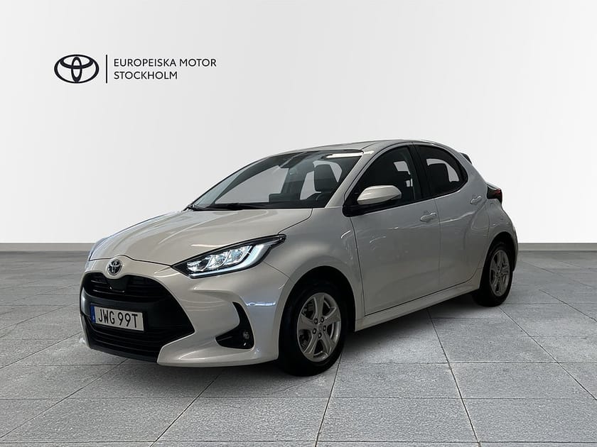 Bild 1 av Toyota Yaris Hybrid CVT / Active Plus / V-HJUL