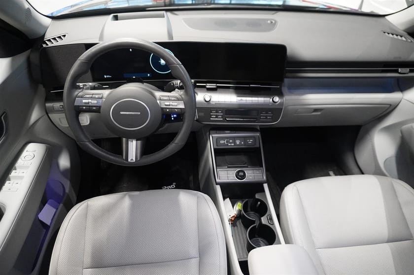 Bild 2 av Hyundai Kona Electric Long Range EV 65 kWh Advanced 512km Wltp Adaptiv Farthållare Backkamera