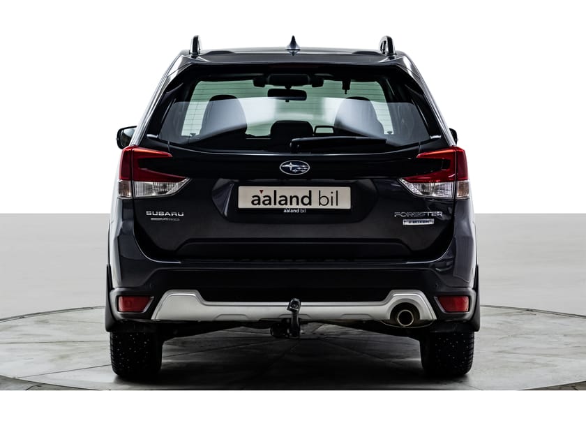 Bilde 4 av Subaru Forester e-Boxer Lav km, strøken,  max utstyrt, krok 1870kg