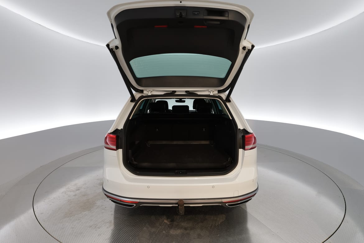 Volkswagen Passat 2017 - miniatyr 15