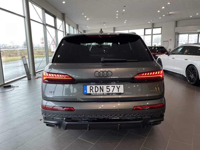 Bild 5 av Audi Q7 60 TFSI e quattro SUV 490 HK