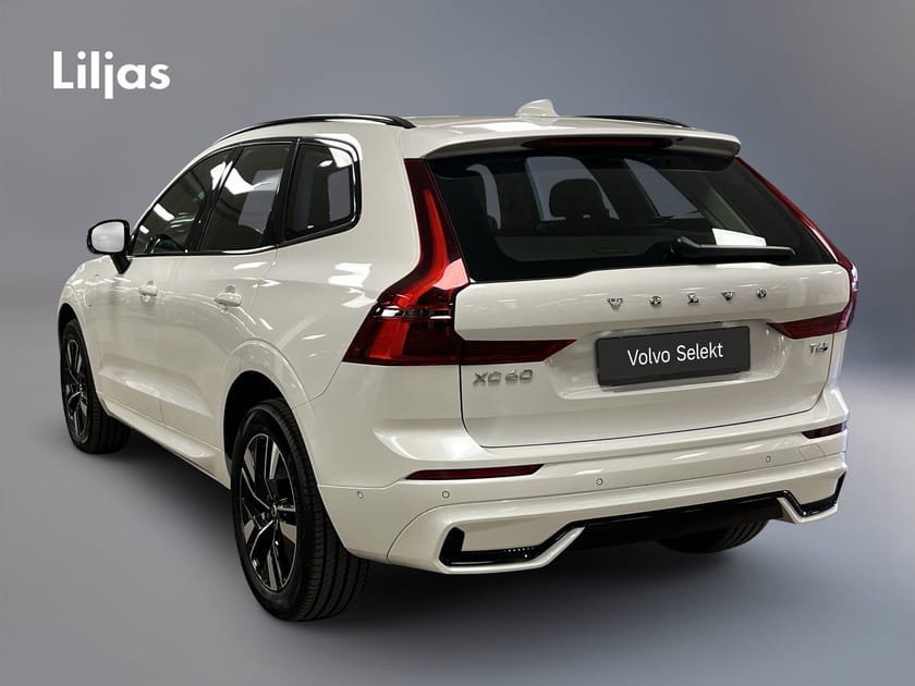 Bild 4 av Volvo XC60 T6 AWD Plus Dark Nordic Edition//360-kamera//Drag//