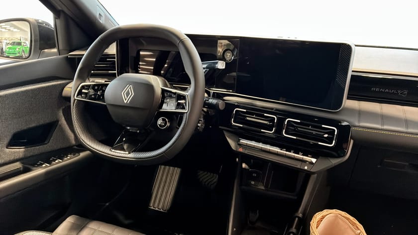Bild 4 av Renault 4 E-Tech ELECTRIC ICONIC EV52 *Privatleasing fr 3390kr/mån*