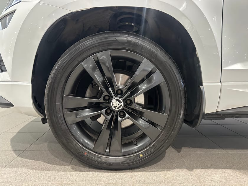 Bild 4 av Škoda Karoq 1,5 TSI/ Backkamera/ Sensorer