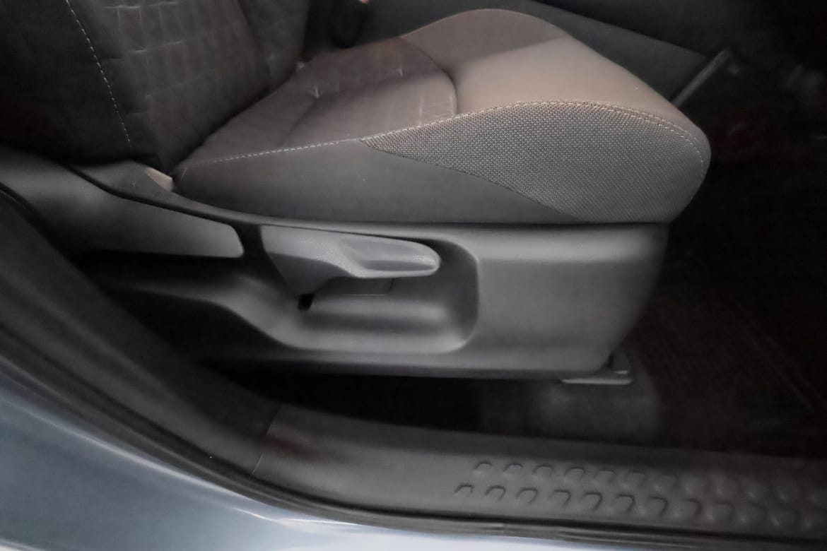 Toyota C-HR 2021 - miniatyr 18