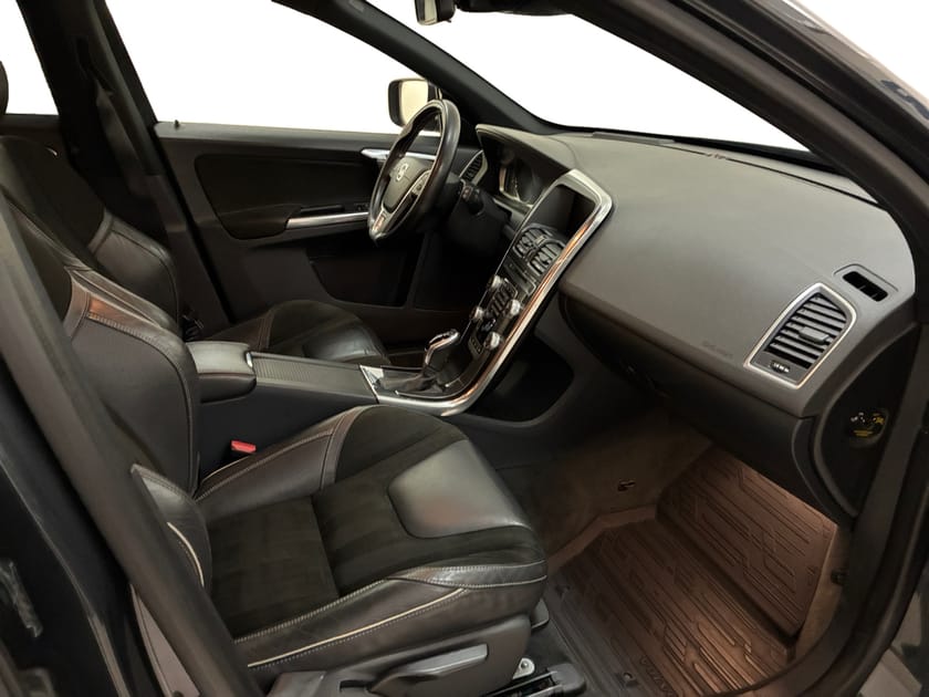 Bild 4 av Volvo XC60 D4 AWD Classic R-Design