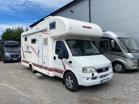 Kabe Campervan Fiat Travel Master Alkov
