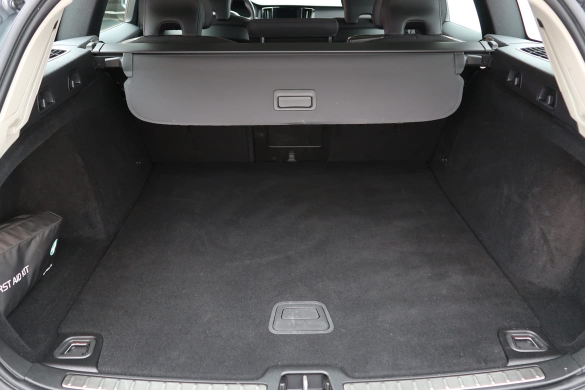 Volvo V60 2020 - miniatyr 3