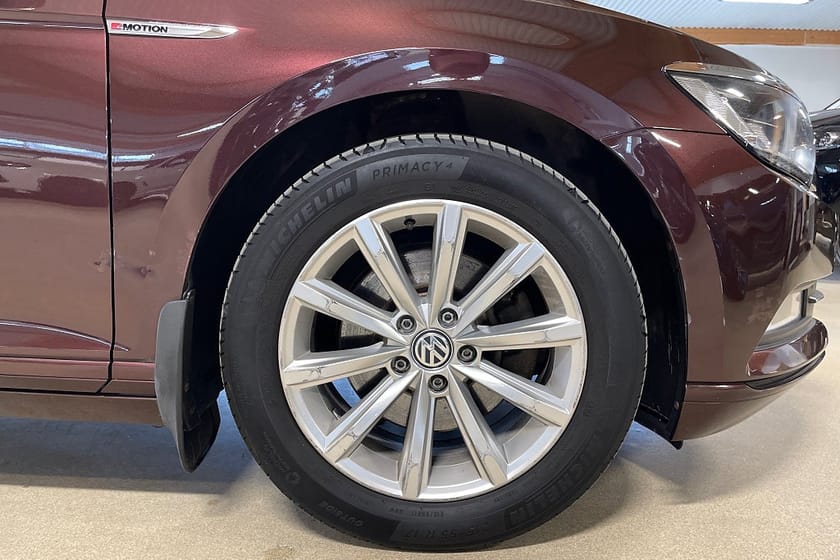 Bild 5 av Volkswagen Passat Sportscombi 2.0 TDI 4Motion / B-kamera / Drag / Värmare
