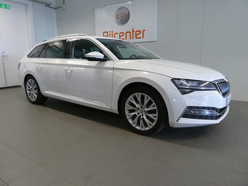 Bild 4 av Škoda Superb iV Kombi Skoda 1.4 TSI Aut-Drag-Kamera-Navi-Värmare-Alc/skinn-SoV