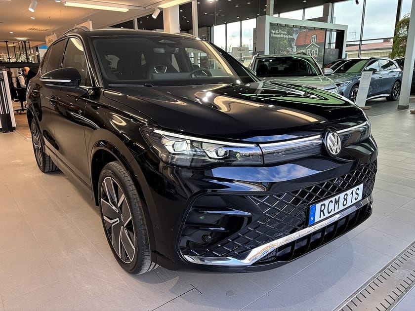 Bild 3 av Volkswagen Tiguan eHybrid R-Line-Edition 4595kr/mån MAJ ERBJUDANDE