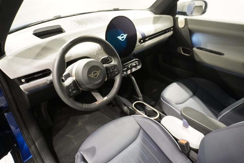 Bild 4 av MINI Cooper SE Paket XL Panorama Headup Fartpilot H K PA