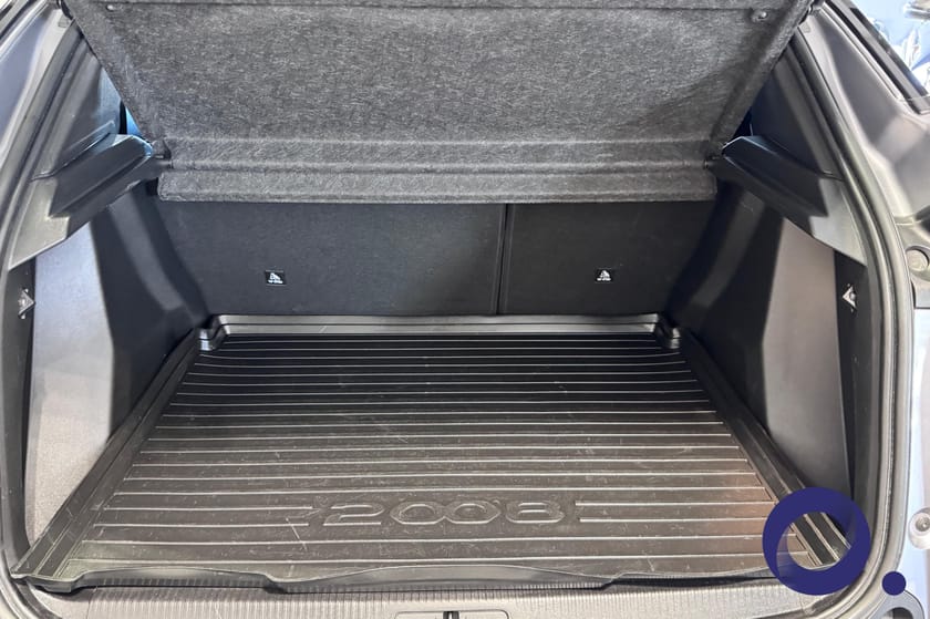 Bilde 3 av Peugeot e-2008 GT-LINE / ADAPTIV CRUISE / GODT UTSTYRT! /