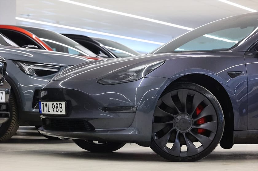 Bild 4 av Tesla Model 3 Performance 513hk AP Pano Läder