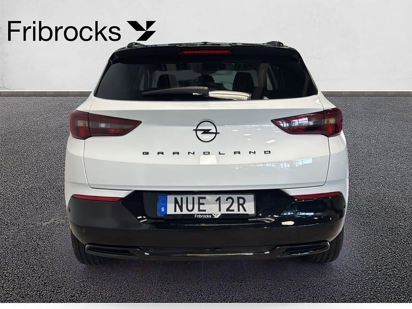 Bild 4 av Opel Grandland GS 130hk AUT *Nyservad* Vinterhjul/Rattvärme/Carplay