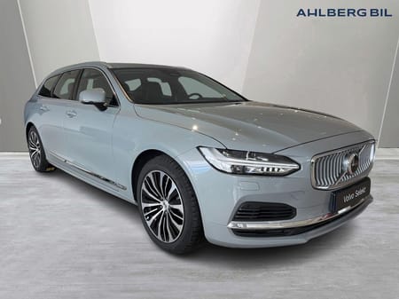 Volvo V90 Recharge T6 Core Edition II, Parkeringskamera Bak, Baklucka Elmanövrerad, Google Maps, Apple CarPlay