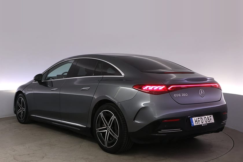 Bild 4 av Mercedes-Benz EQE 350 AMG Kamera Navi Carplay Värmare