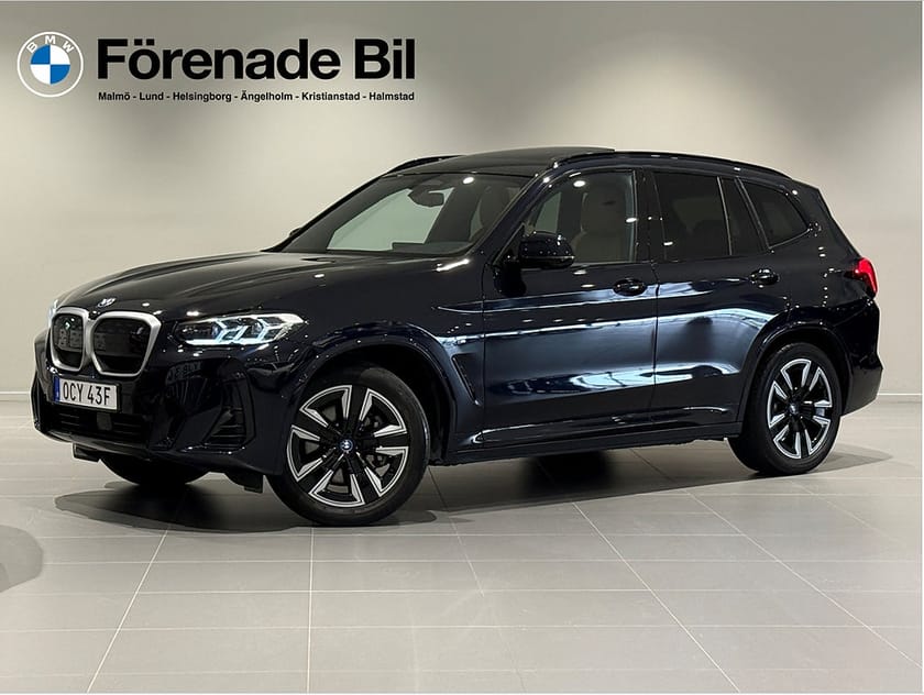 Bild 1 av BMW iX3 Charged M Sport Drag P/D-Assist Panorama Elstol m minne