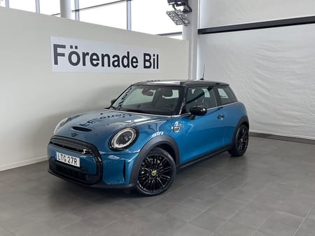 MINI Cooper SE CarPlay PDC Bak Nav 4,95 % ränta !!