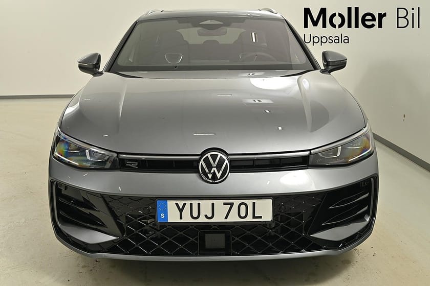 Bild 2 av Volkswagen Passat Sportscombi R-Line Edition 2.0 TDI 4Motion 193 hk DSG7 Lager