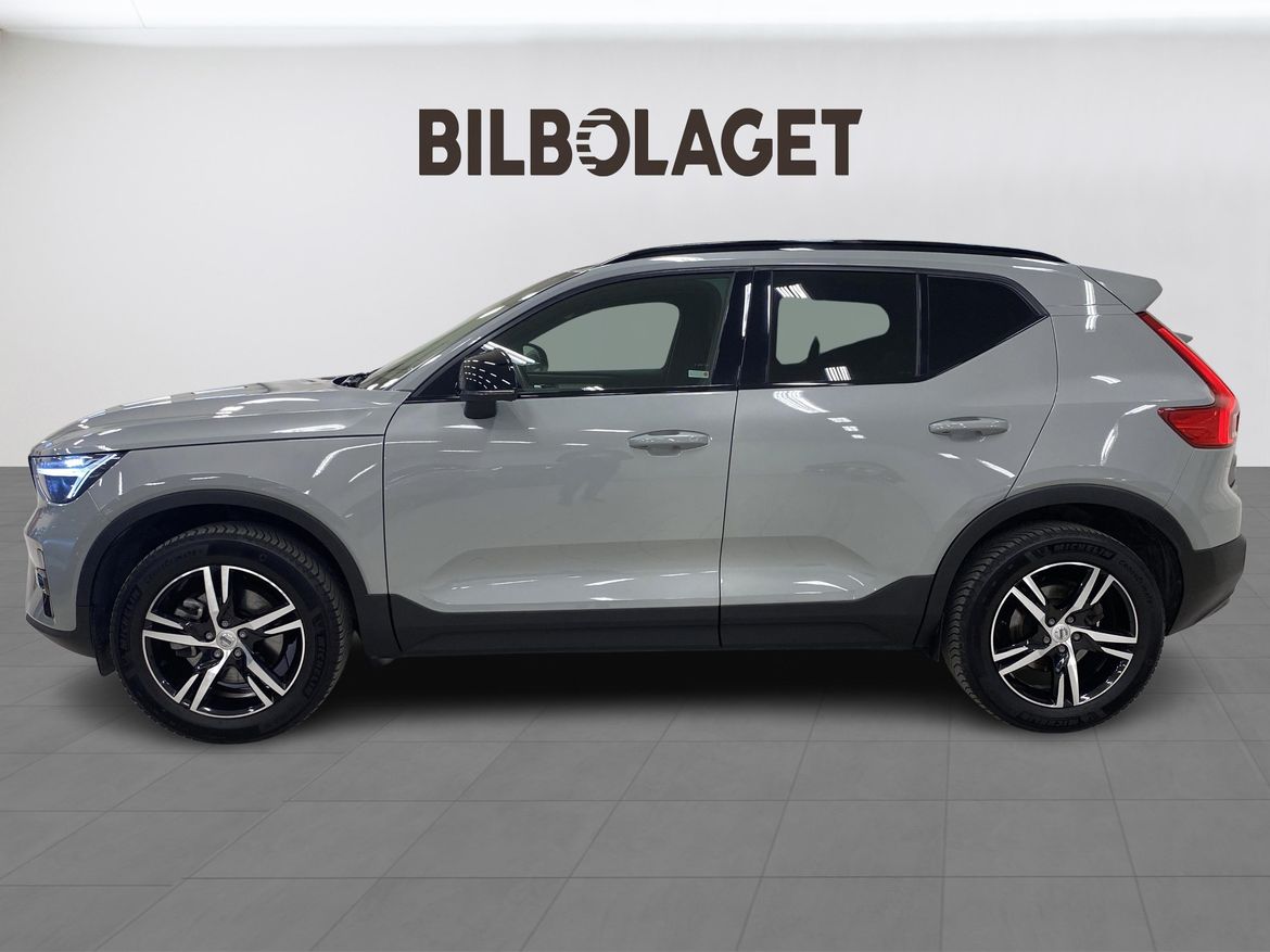 Volvo XC40 2024 - miniatyr 2