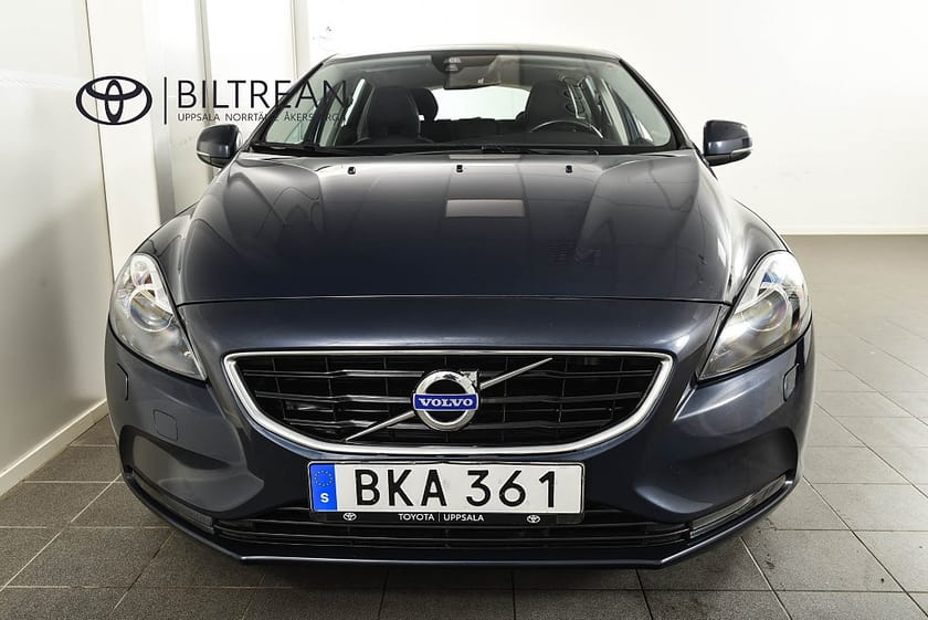 Bild 5 av Volvo V40 D4 Momentum BE 190Hk  / Värmare