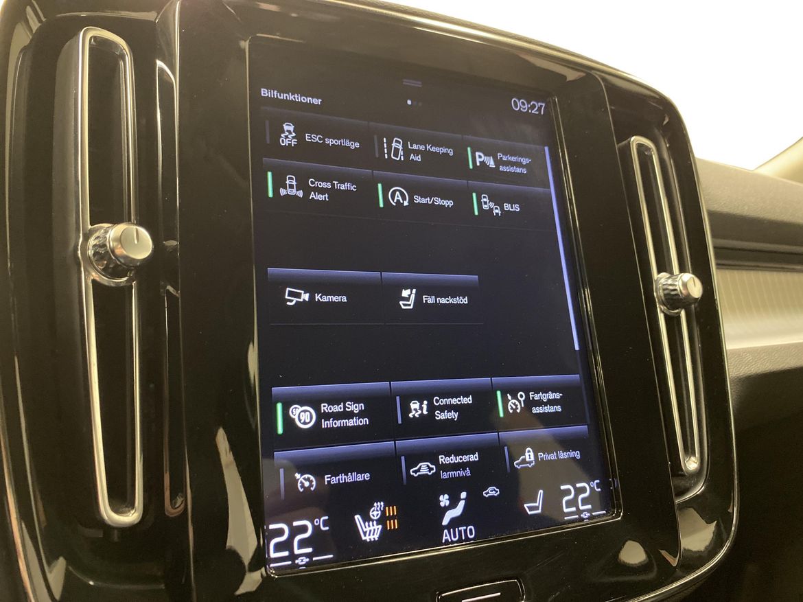 Volvo XC40 2018 - miniatyr 12