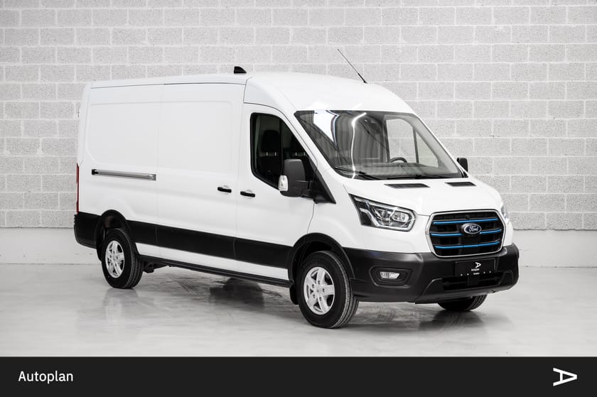 Bilde 1 av Ford E-Transit 350 68kWt 269hk L3H2 Trend ACC/360Kam/Carplay/DAB/BT