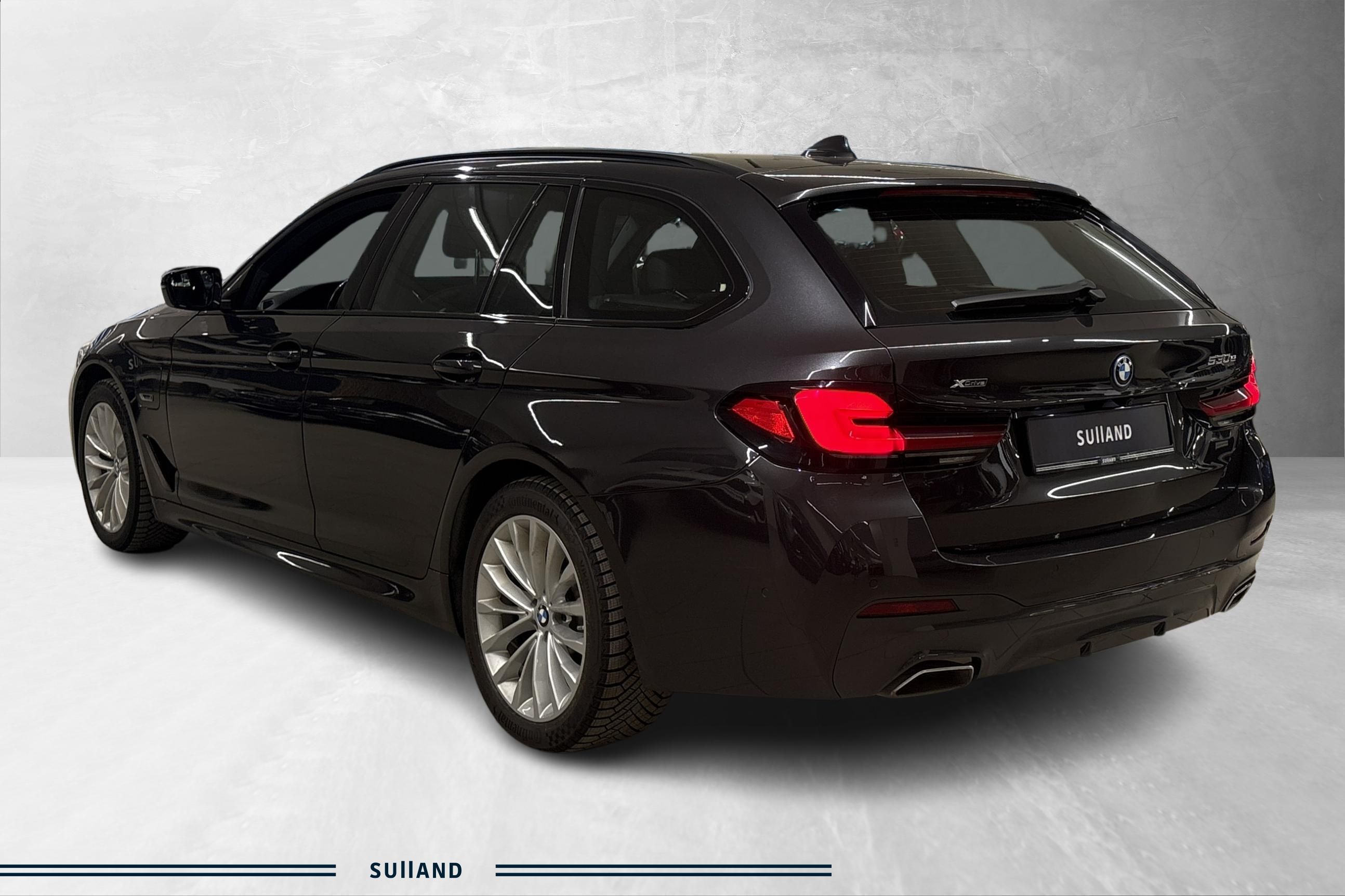 Thumnail bilde 2 av BMW 530e xDrive Touring