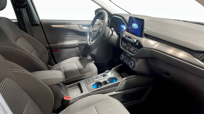 Bild 3 av Ford Kuga Plug-In Hybrid 2,5 PHEV 225Hk FWD Titanium Nav / Backkamera