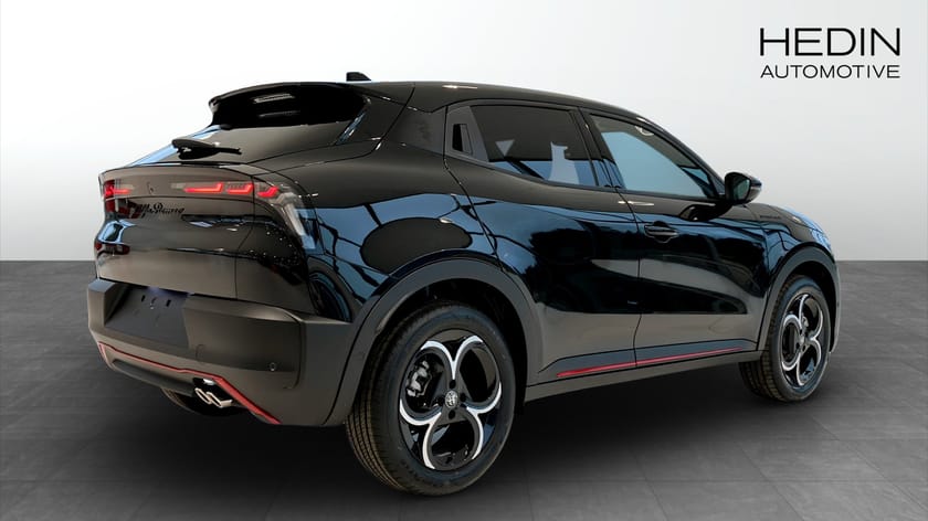 Bild 2 av Alfa Romeo Junior Ibrida SPECIALE 136HP TECNICA *AVB. 0% RÄNTA+FRIA VINTERHJUL