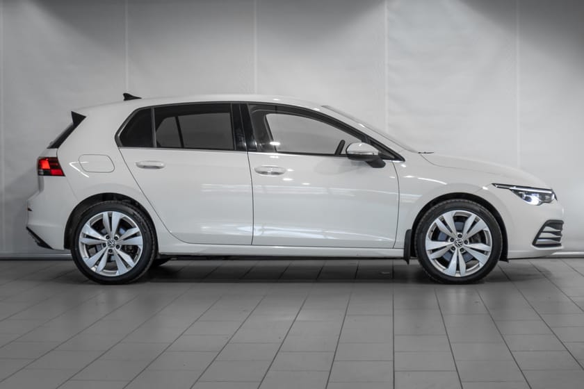 Bilde 3 av Volkswagen Golf eHybrid 8 Style 204hk