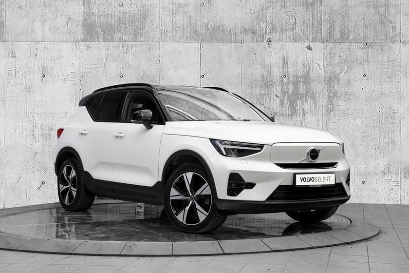 Bilde 1 av Volvo XC40 Recharge Twin motor El. Plus 408Hk. Hengerfeste!