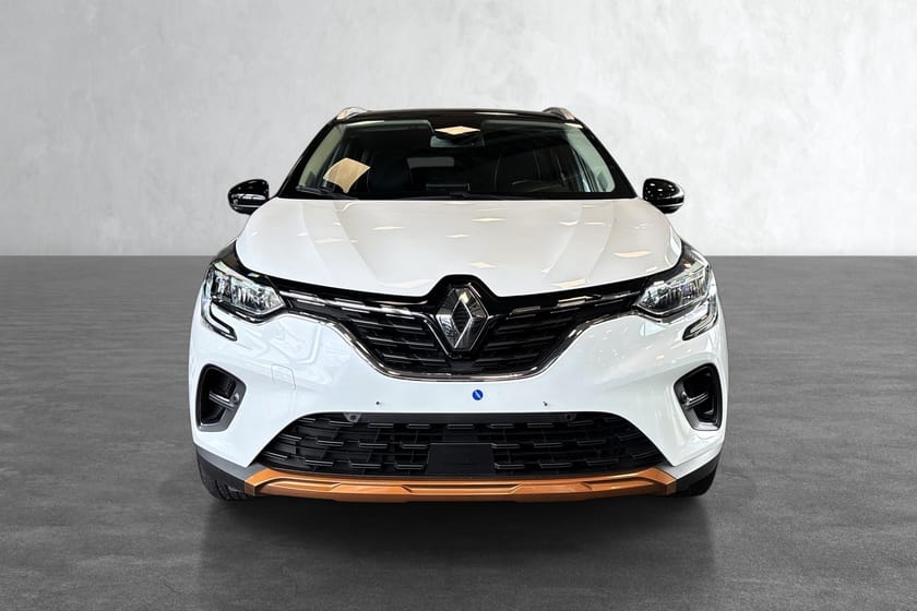 Bilde 2 av Renault Captur E-TECH Plugin-Hybrid 160 HK BOSE Edition/ Hengerfeste