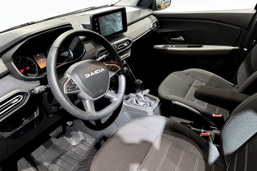 Bild 5 av Dacia Sandero TCe 90 Expression A II - Automat, Backkamera, Apple Carplay