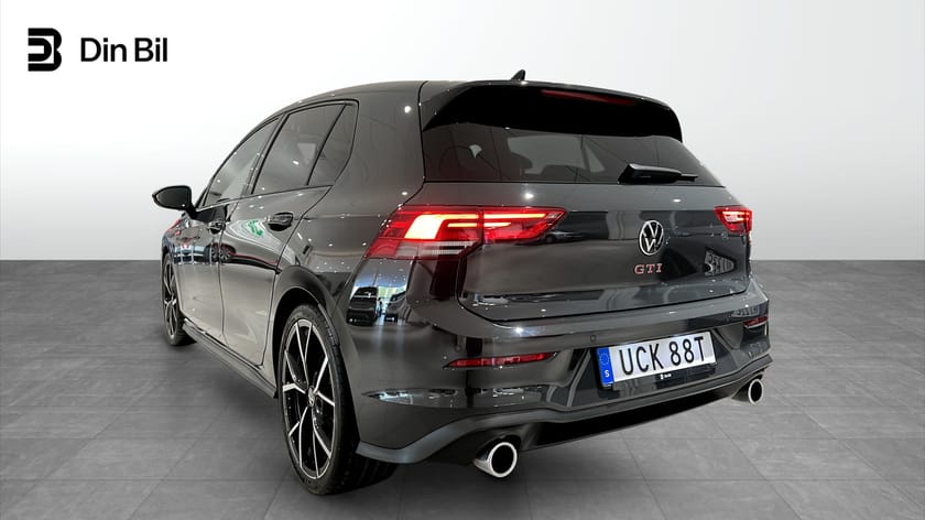 Bild 3 av Volkswagen Golf GTI TSI245 DSG Black Style/19"Estoril