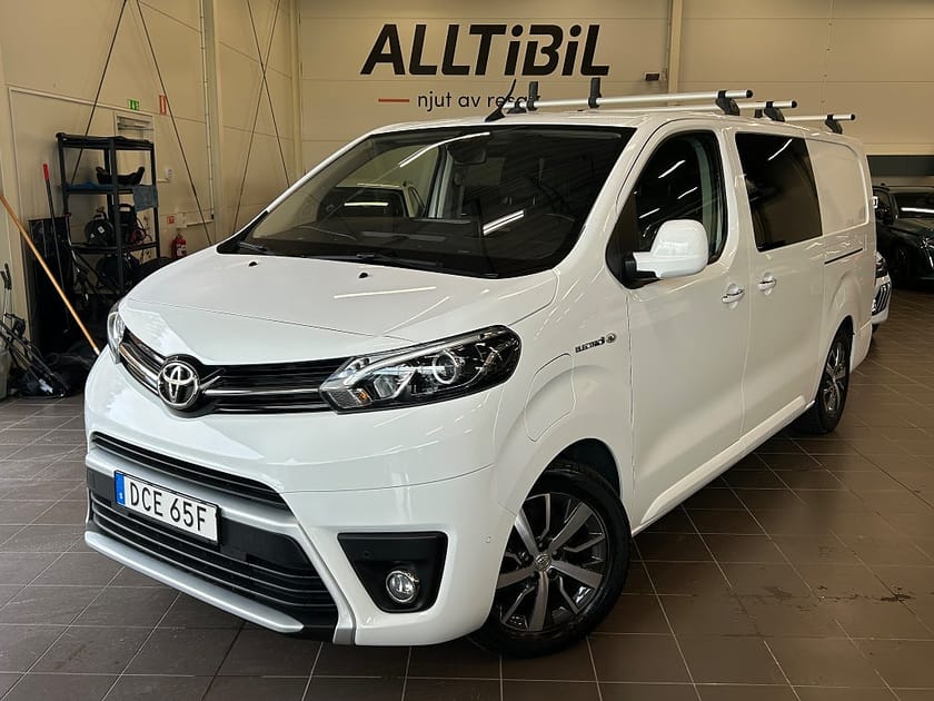 Bild 1 av Toyota ProAce Crew Cab Electric 75 kWh Navi/Värmare/MOMS