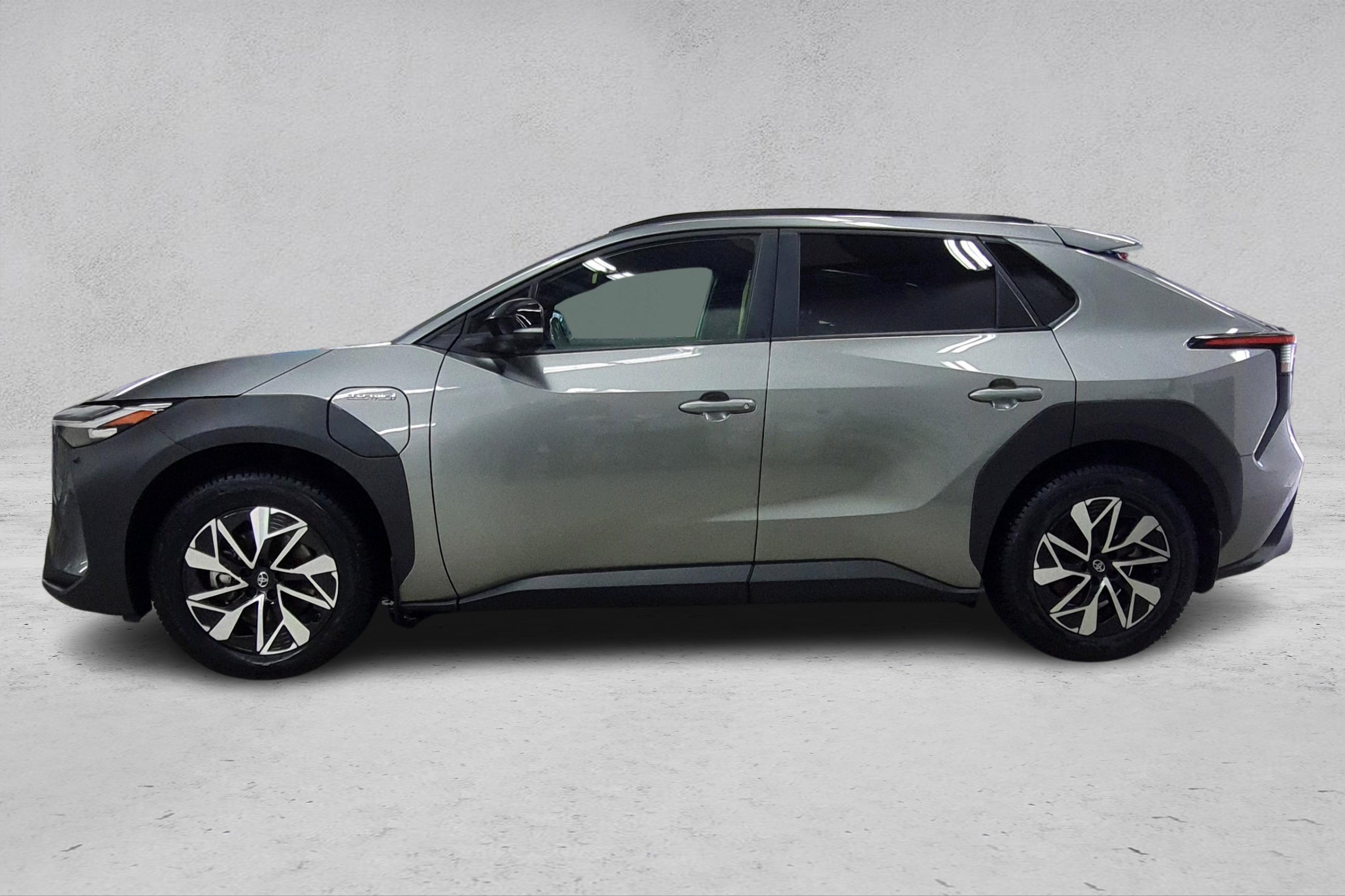 Thumnail bilde 1 av Toyota bZ4X