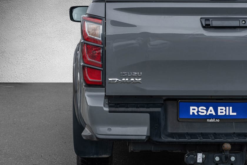 Bilde 5 av Isuzu D-Max Space Cab 1,9 4 dørs dobbel /aut./black edition/magnum pk
