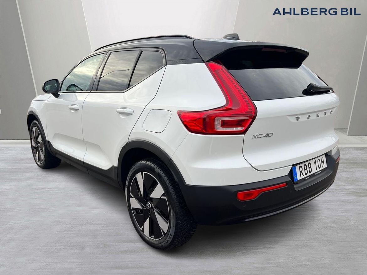 Volvo XC40 2024 - miniatyr 3