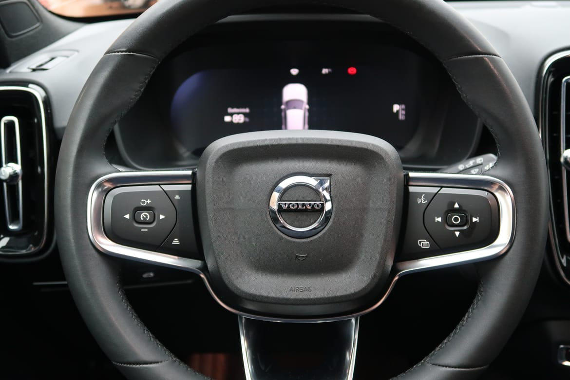 Volvo XC40 2023 - miniatyr 9