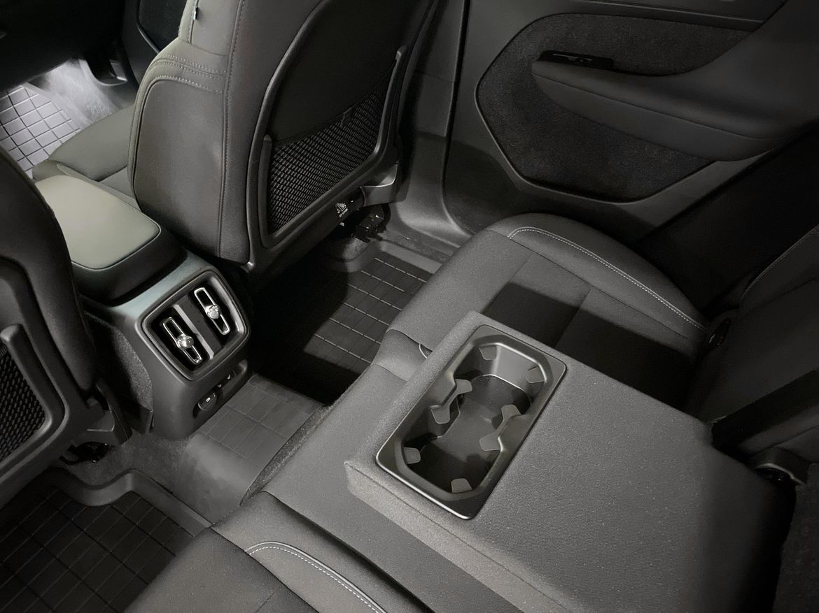 Volvo XC40 2023 - miniatyr 11