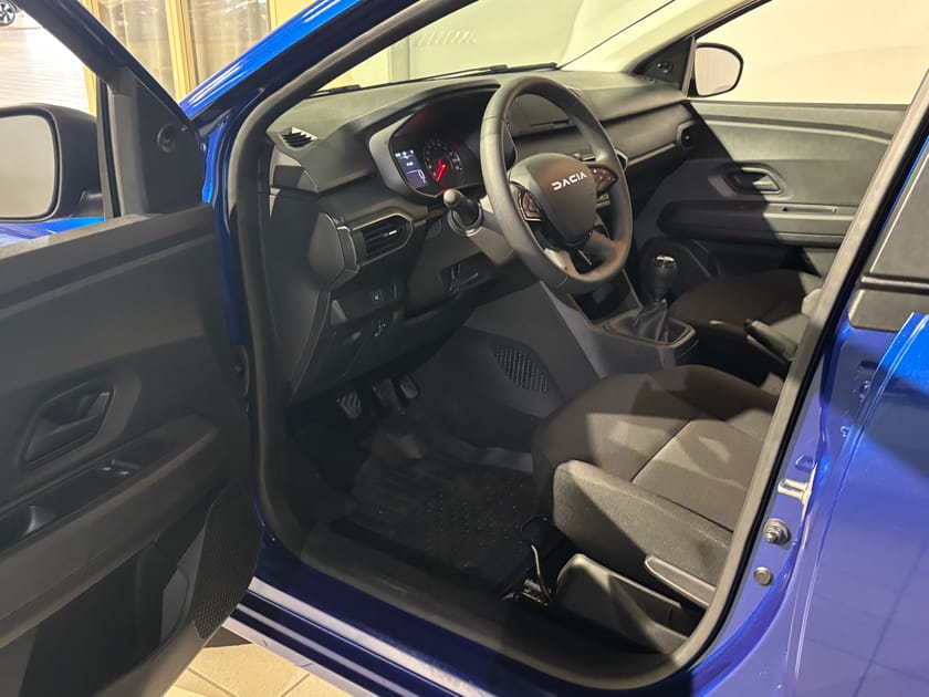 Bild 5 av Dacia Sandero TCe 90 essential | AC | Parkeringsassistans bak |