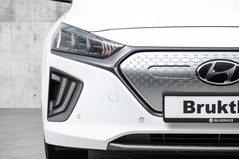 Bilde 3 av Hyundai Ioniq Electric Premium Vent.seter/Infinity/ACC/Ryggekamera/Skinn/Navi