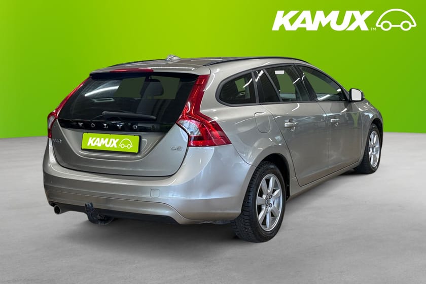 Bild 4 av Volvo V60 D2 115hk Kinetic Farthållare Värmare Dragkrok