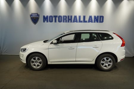 Volvo XC60 D4 AUT GEARTRONIC PANO / DRAG 190 HK